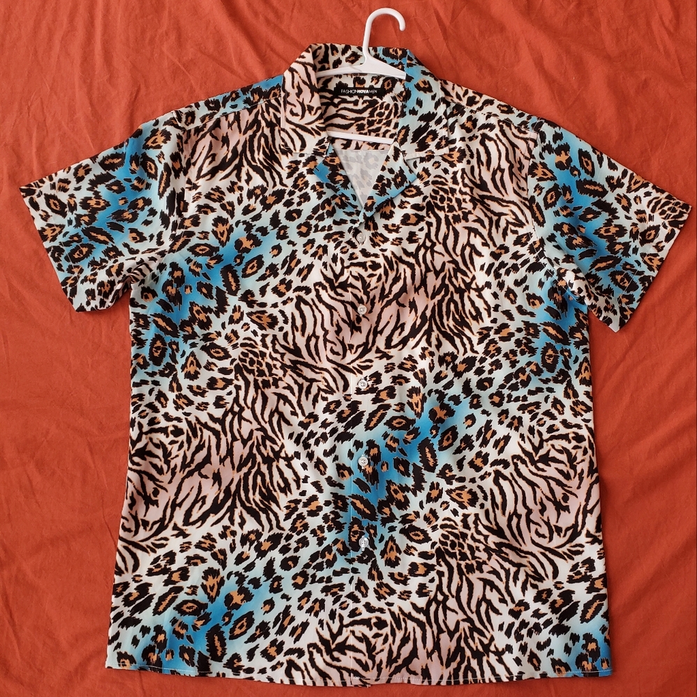 Leopard Print Short Sleeve Top